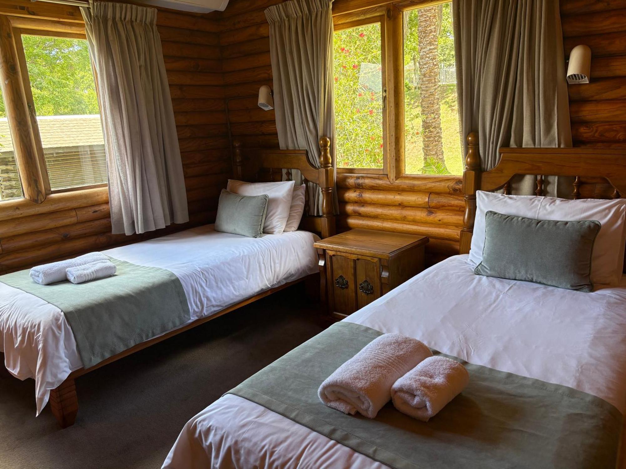 Eight Bells Mountain Inn Ruiterbos الغرفة الصورة